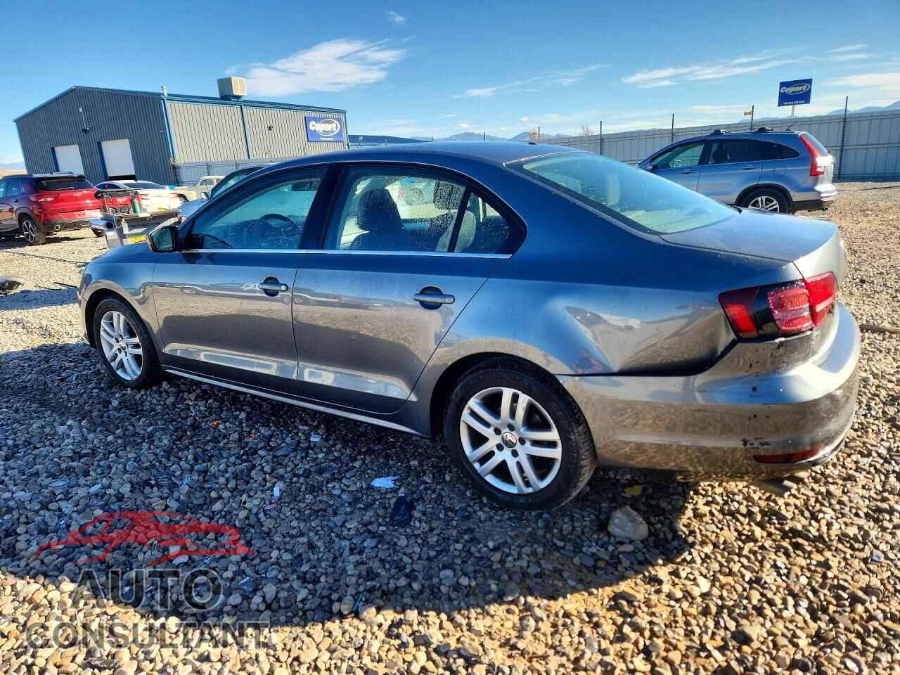 VOLKSWAGEN JETTA 2017 - 3VW2B7AJ7HM253020