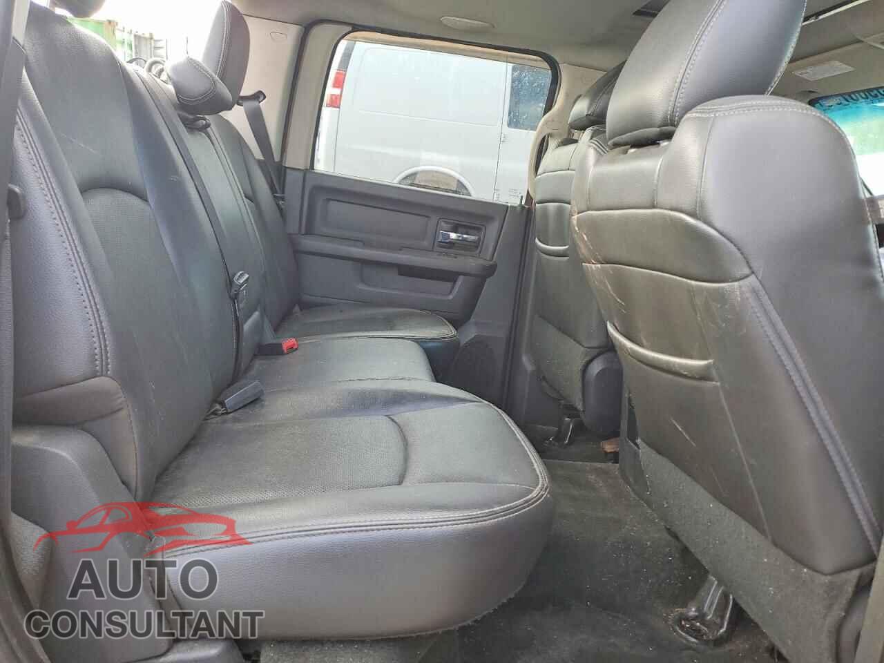 DODGE RAM 1500 2012 - 1C6RD7MT1CS256589