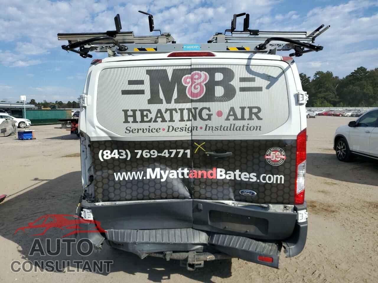 FORD TRANSIT 2018 - 1FTYR1YM5JKA46757