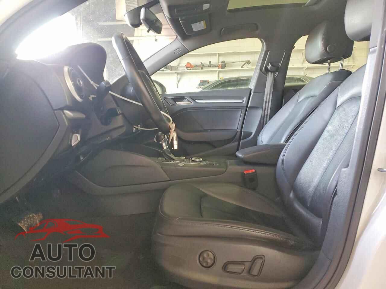 AUDI A3 2016 - WAUA7GFF2G1116144