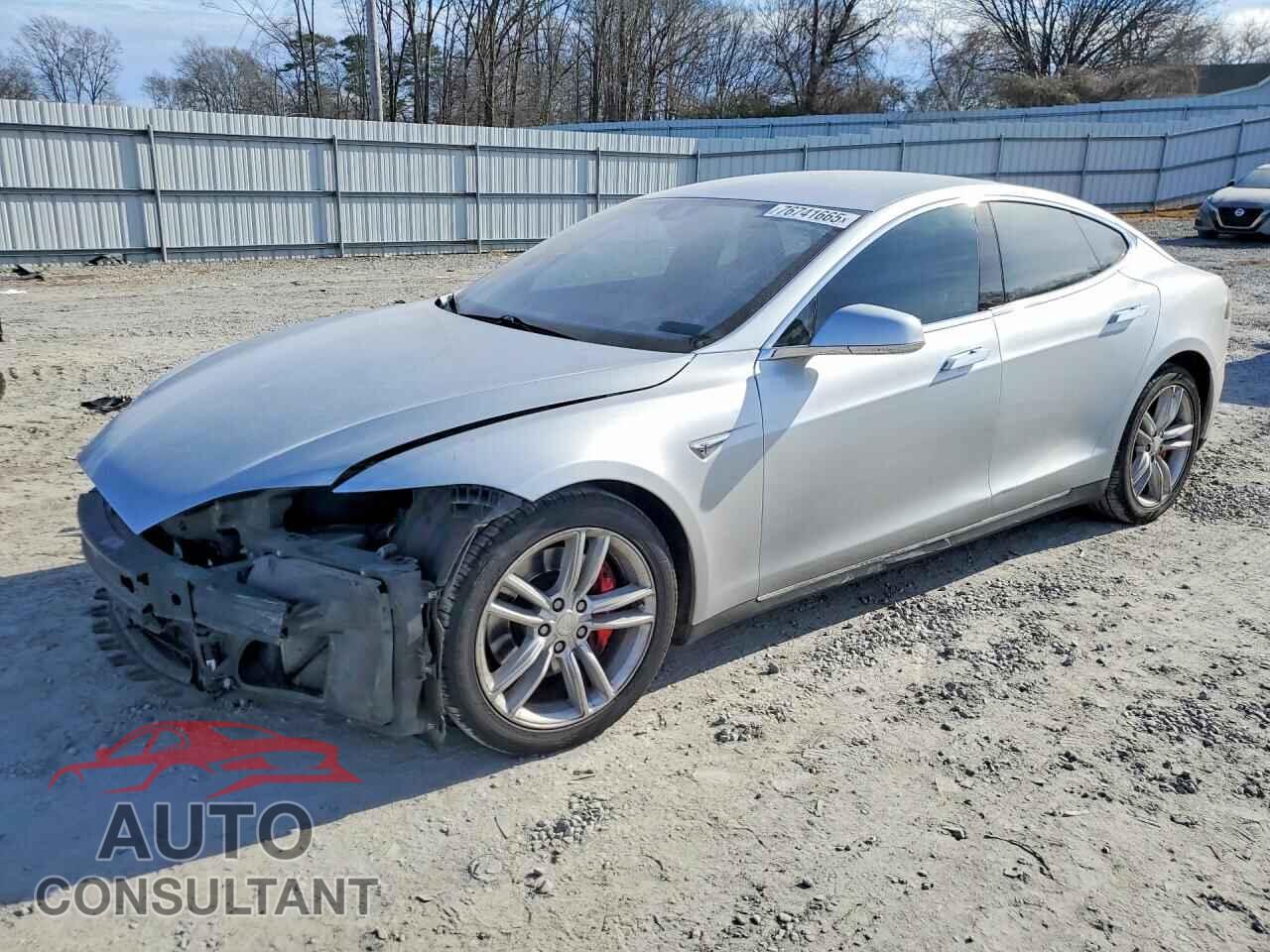 TESLA MODEL S 2015 - 5YJSA1E43FF115211