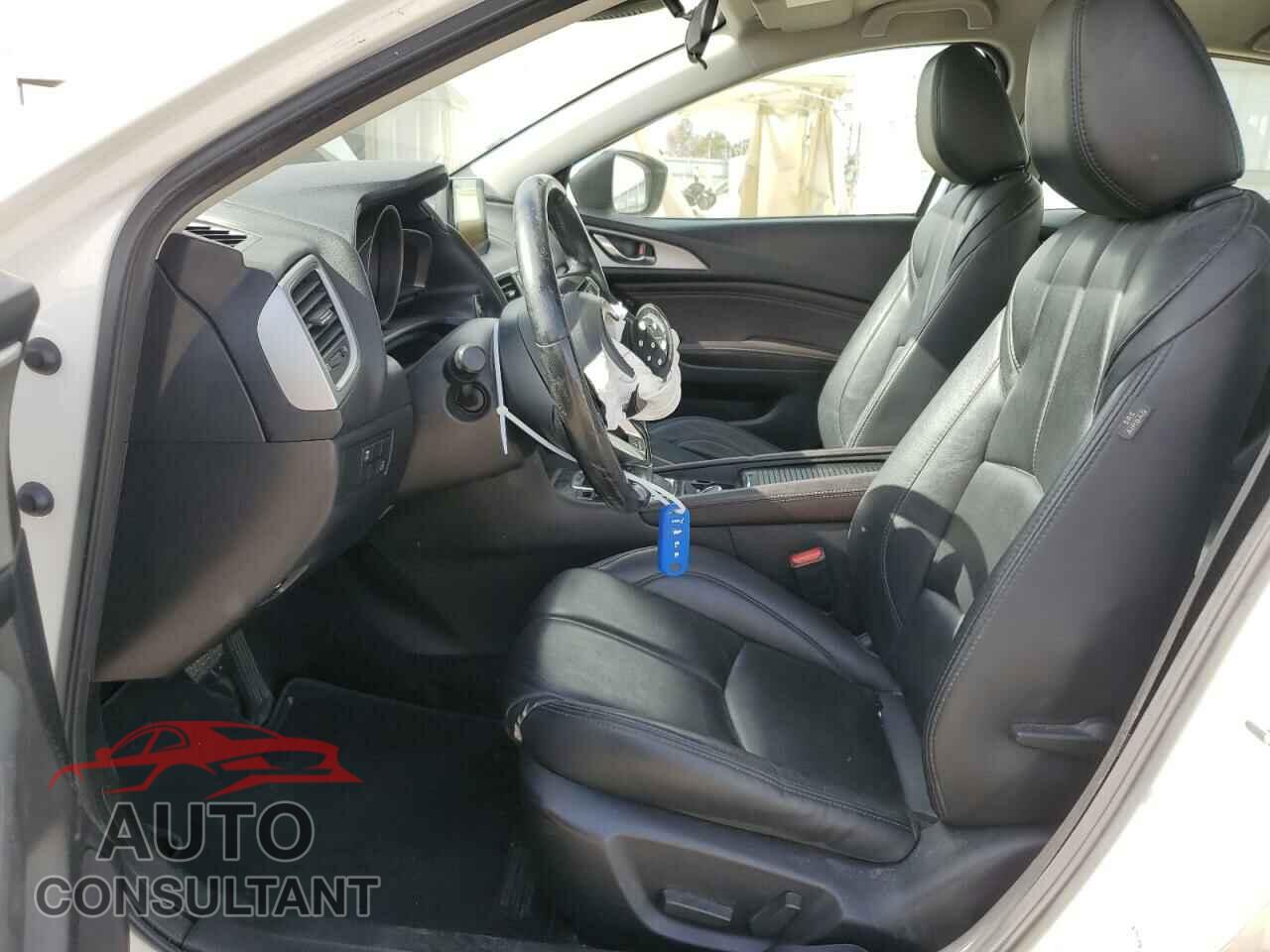 MAZDA 3 2017 - 3MZBN1V7XHM147776