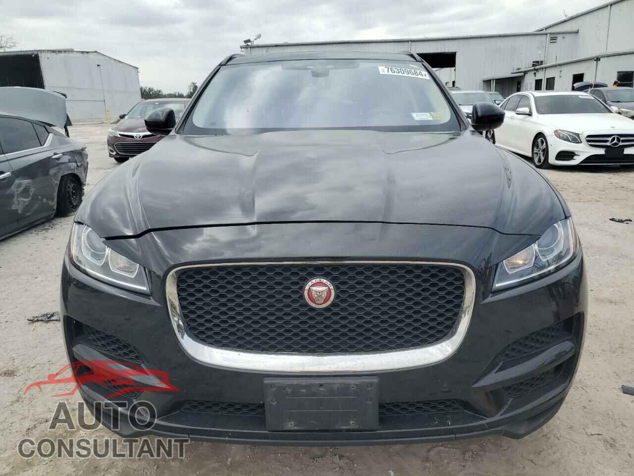 JAGUAR F-PACE 2018 - SADCJ2FX8JA322802