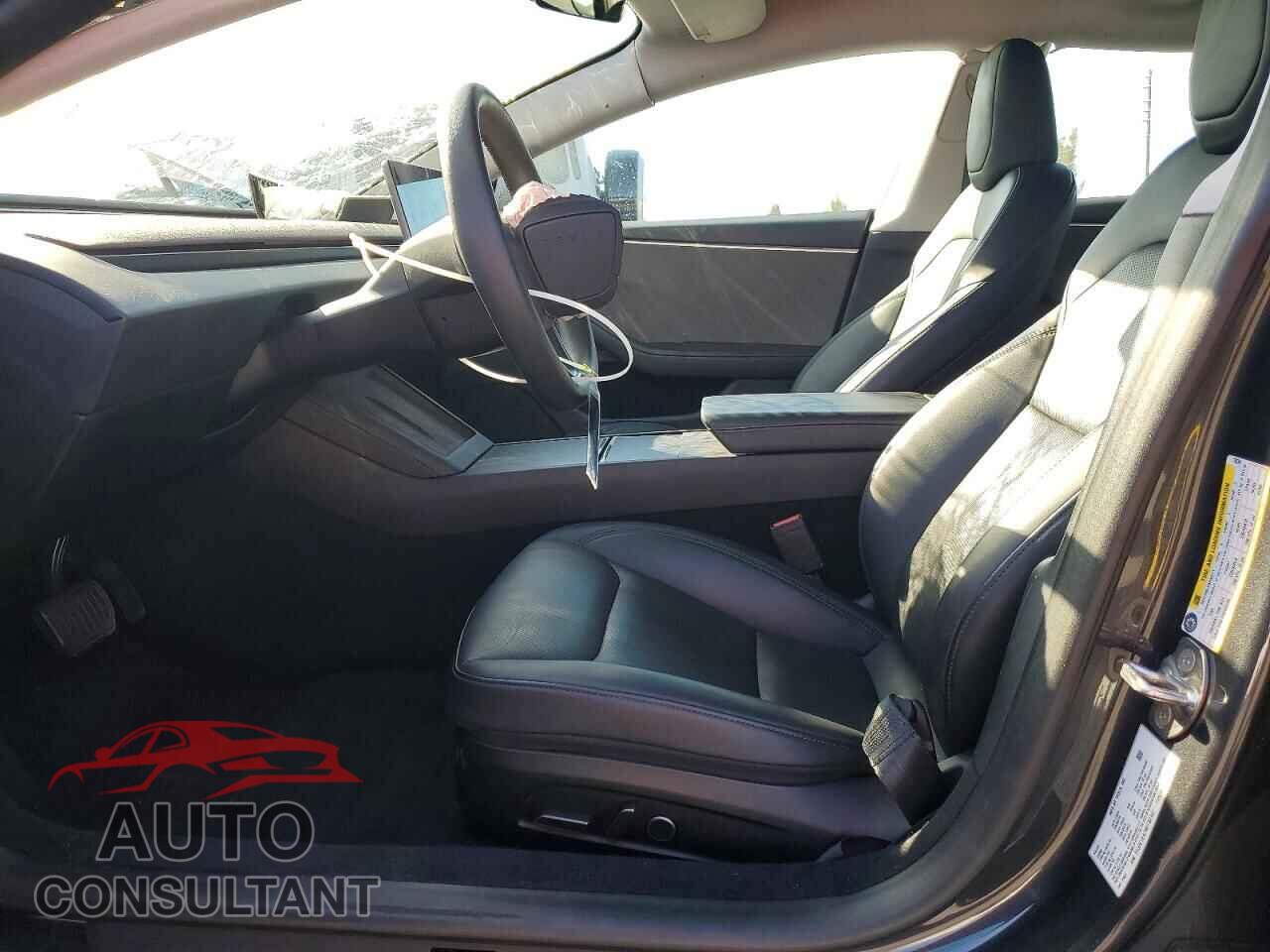 TESLA MODEL 3 2024 - 5YJ3E1EA7RF732341