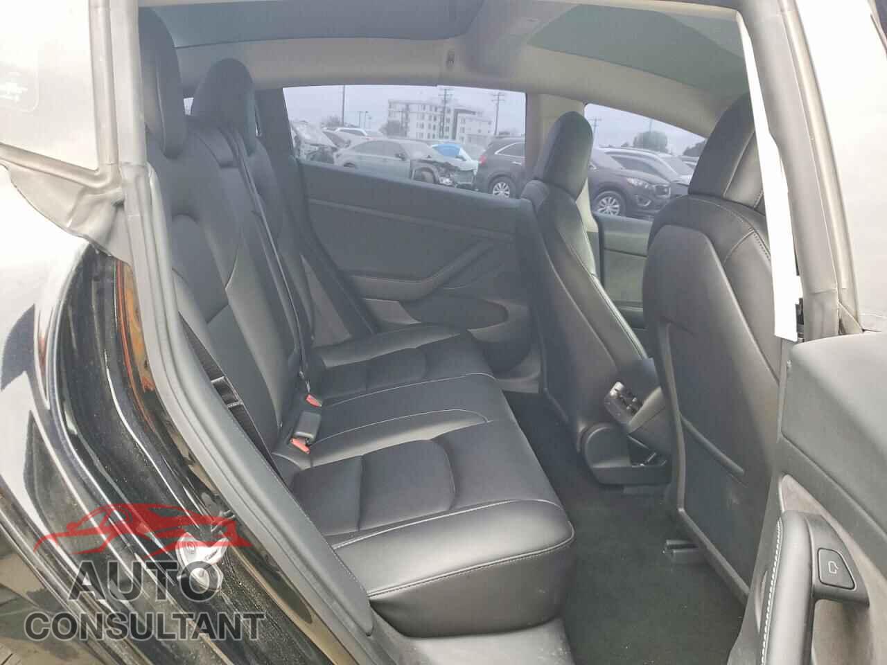 TESLA MODEL 3 2022 - 5YJ3E1EB5NF106483