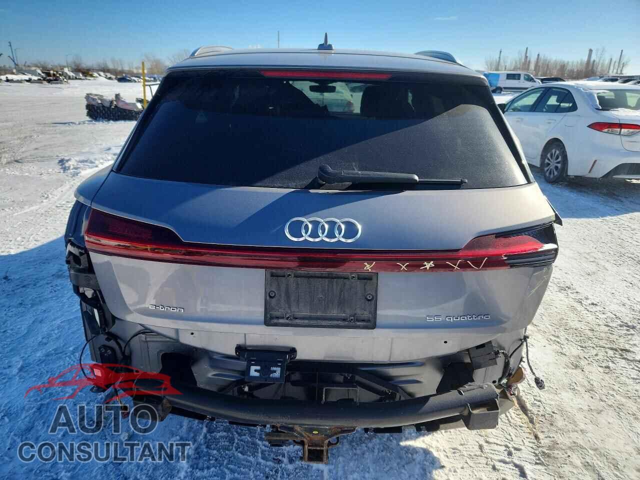 AUDI E-TRON 2019 - WA1AAAGE4KB021993