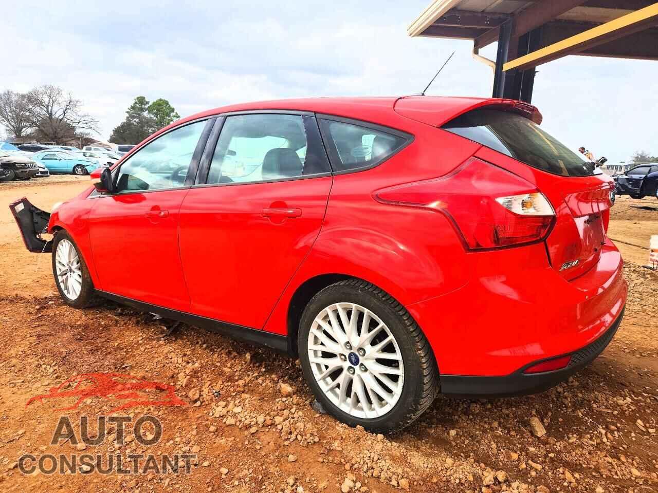 FORD FOCUS 2014 - 1FADP3K21EL126540