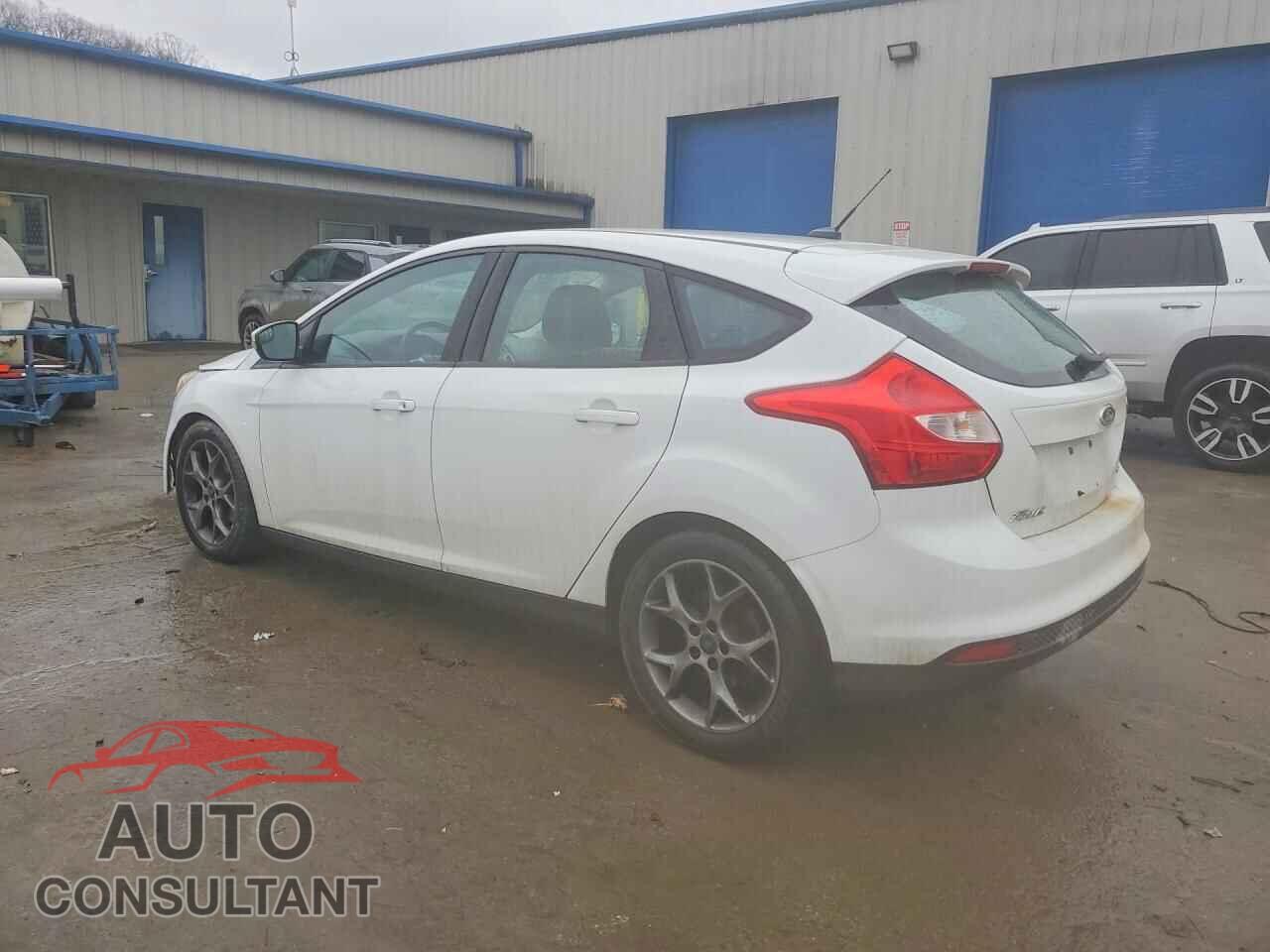 FORD FOCUS 2014 - 1FADP3K2XEL324159