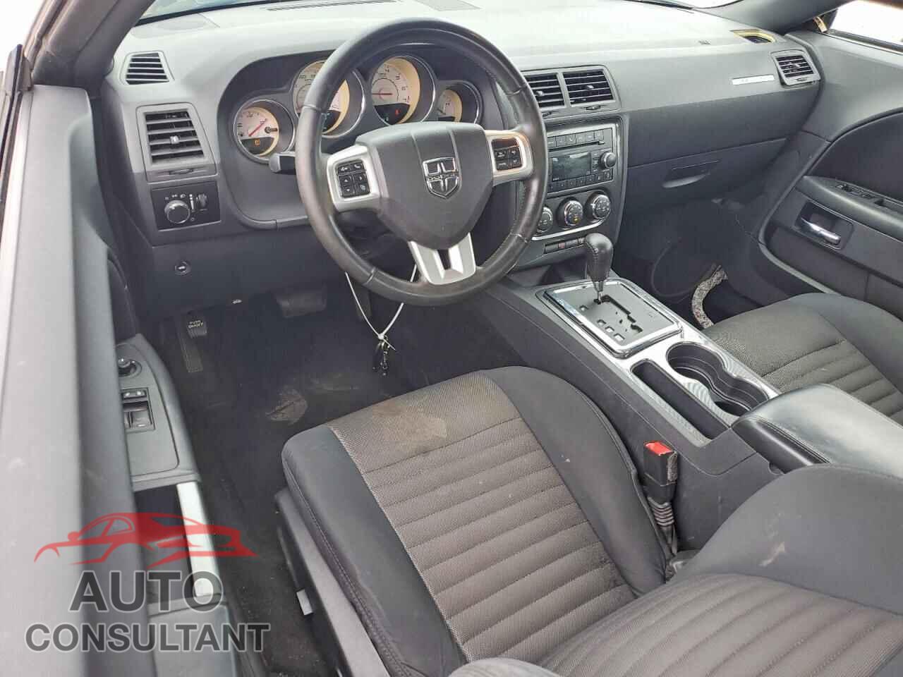 DODGE CHALLENGER 2013 - 2C3CDYAG5DH682004