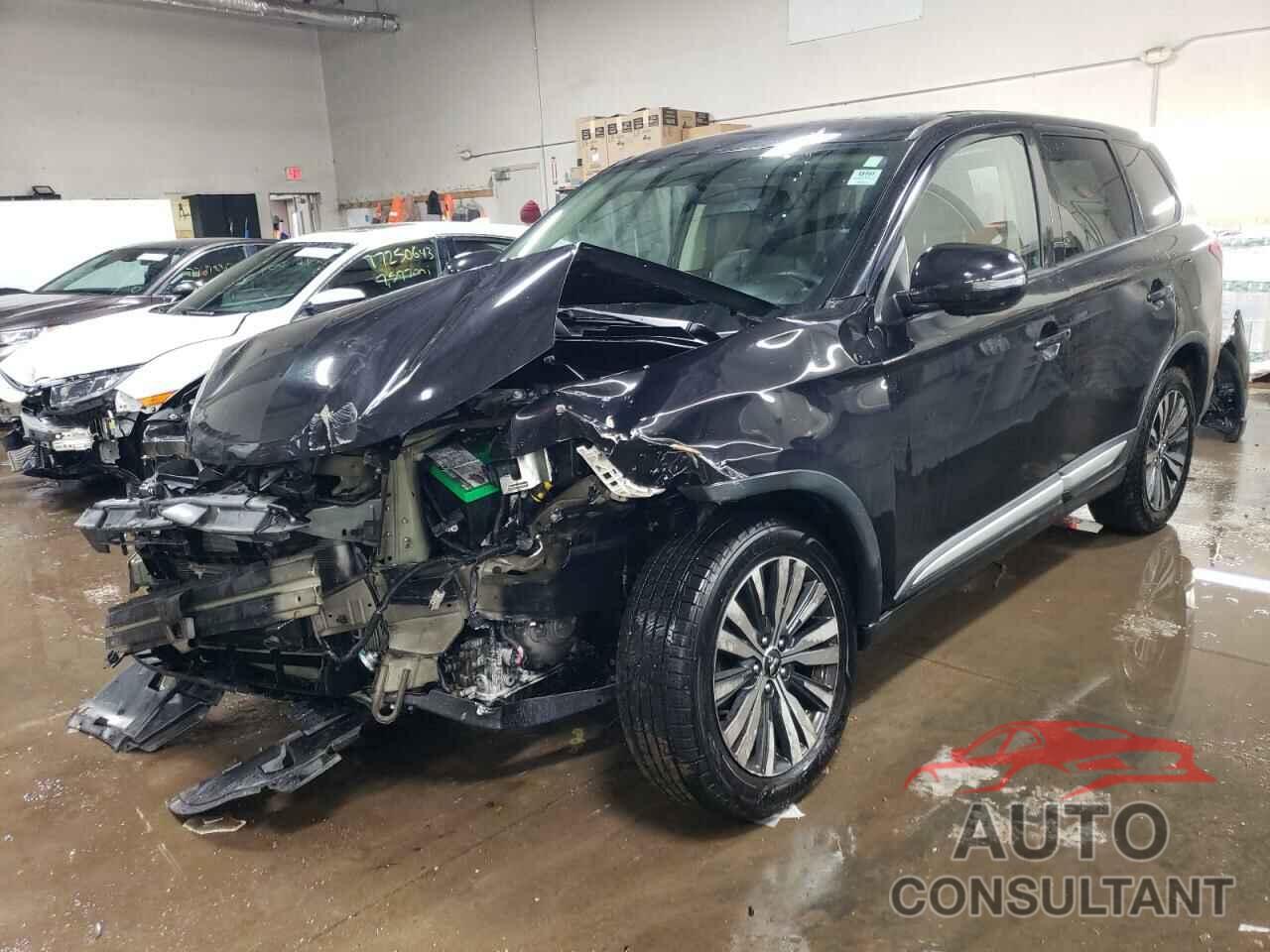 MITSUBISHI OUTLANDER 2019 - JA4AZ3A33KZ033054