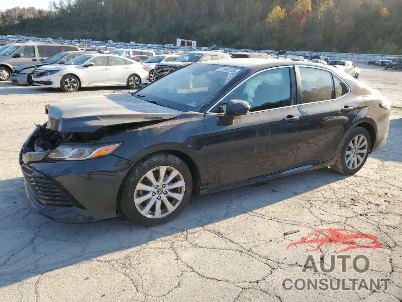 TOYOTA CAMRY 2018 - 4T1B11HK8JU557648