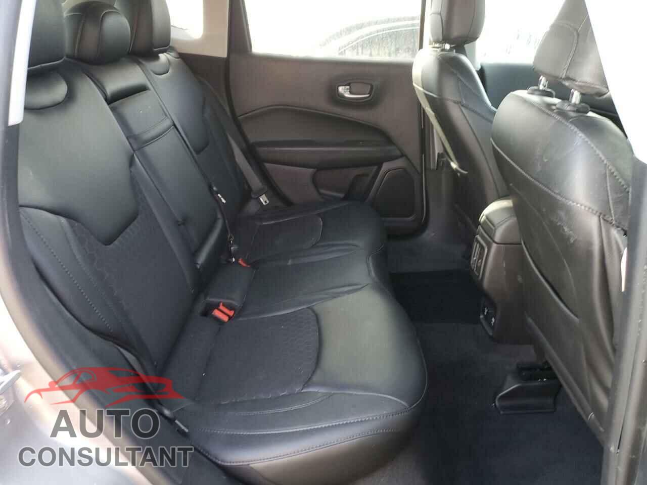 JEEP COMPASS 2018 - 3C4NJDBB0JT479274
