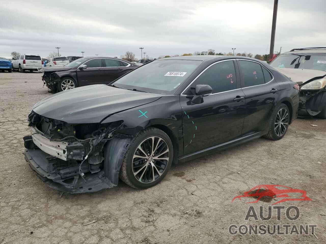 TOYOTA CAMRY 2018 - 4T1B11HK5JU016671