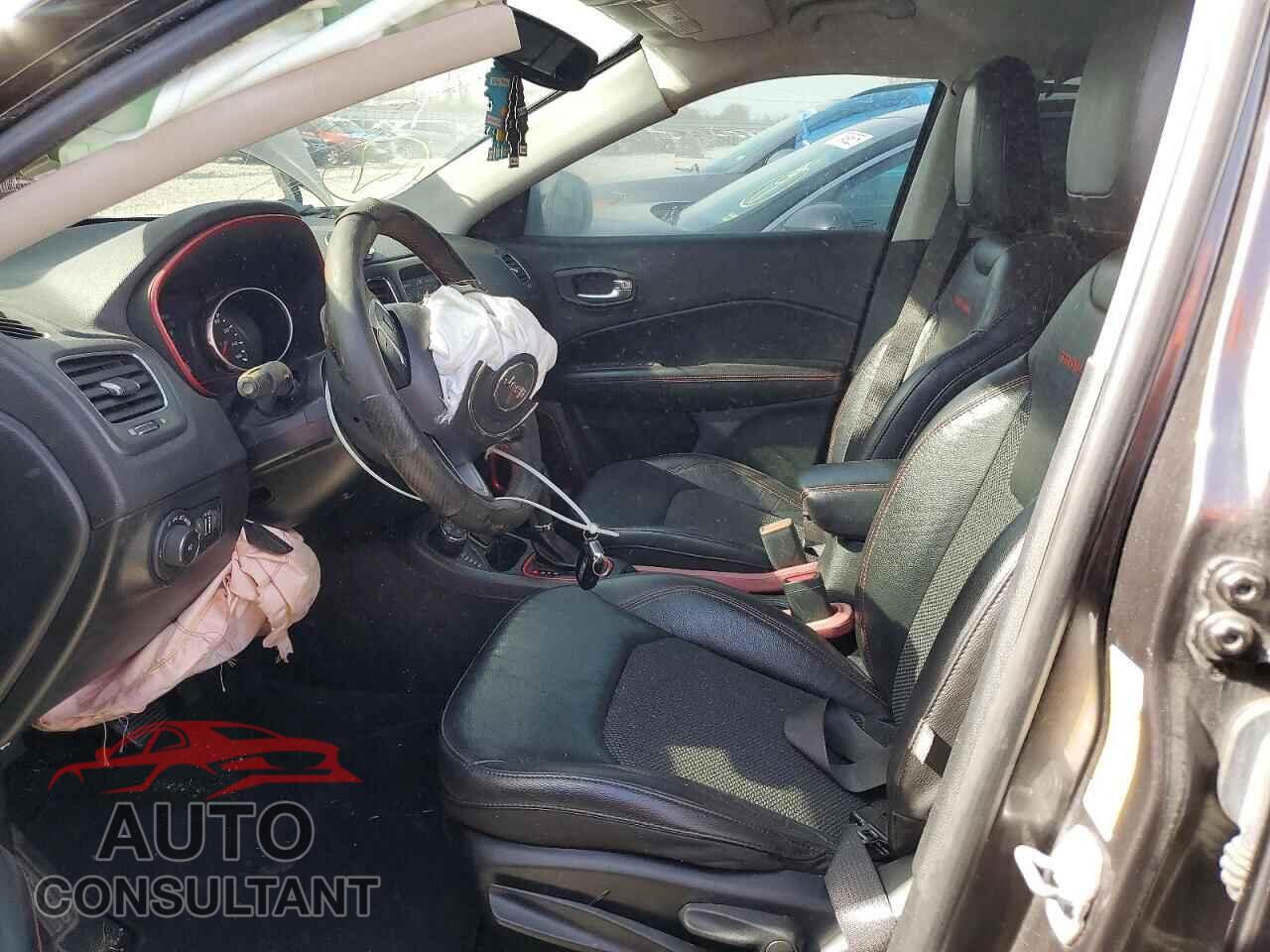 JEEP COMPASS 2021 - 3C4NJDDB3MT589141