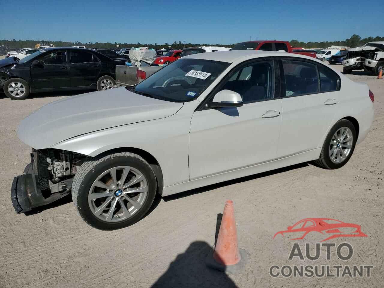 BMW 3 SERIES 2016 - WBA8E1G53GNU11124