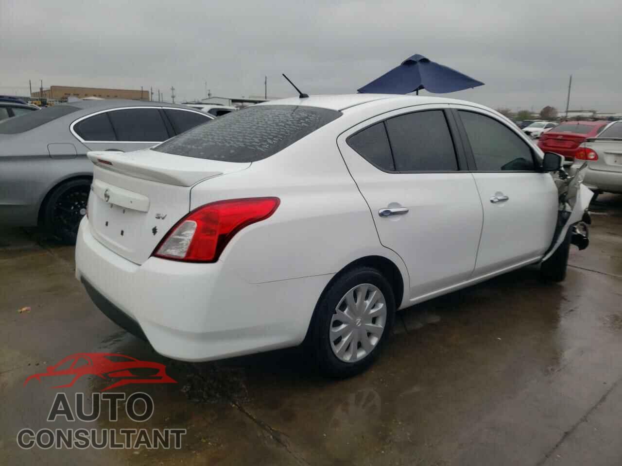 NISSAN VERSA 2017 - 3N1CN7AP3HL842691