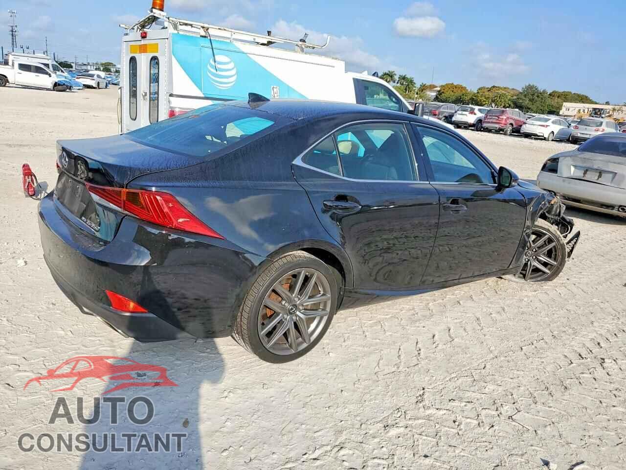 LEXUS IS 2017 - JTHCE1D2XH5013853