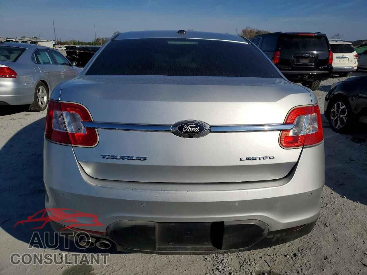 FORD TAURUS 2011 - 1FAHP2FW8BG103768