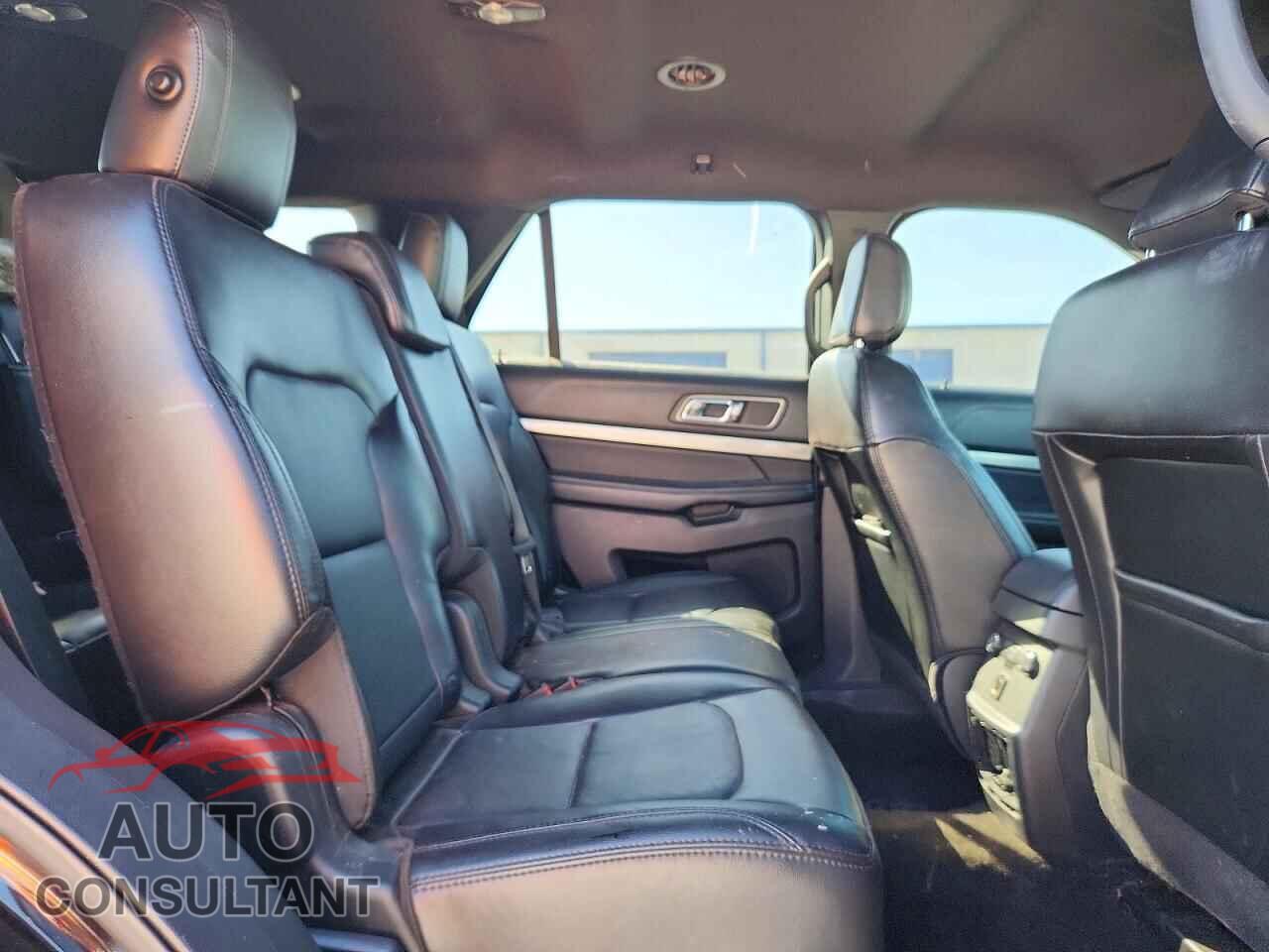 FORD EXPLORER 2018 - 1FM5K8D82JGB55264