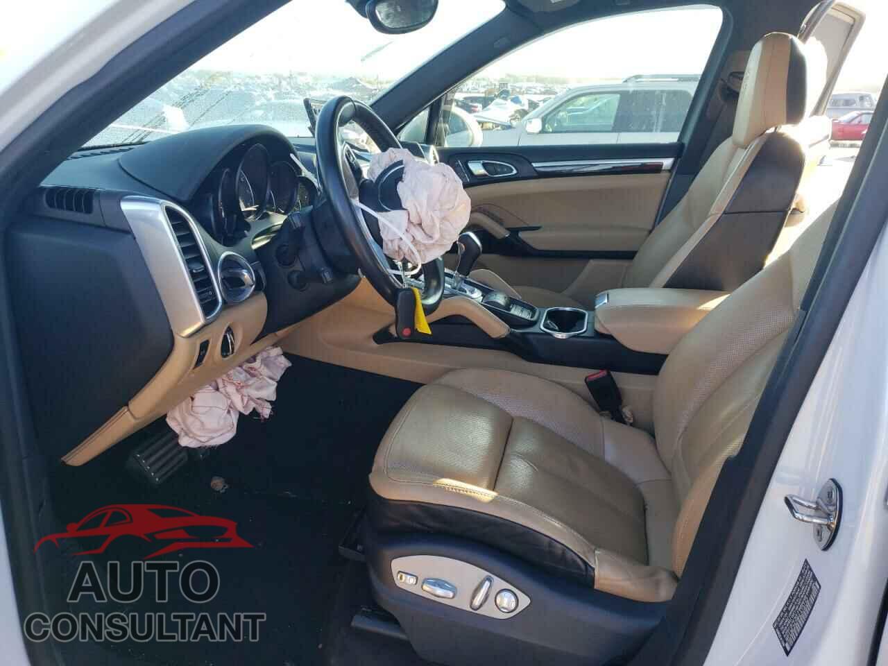 PORSCHE CAYENNE 2017 - WP1AE2A29HLA73152