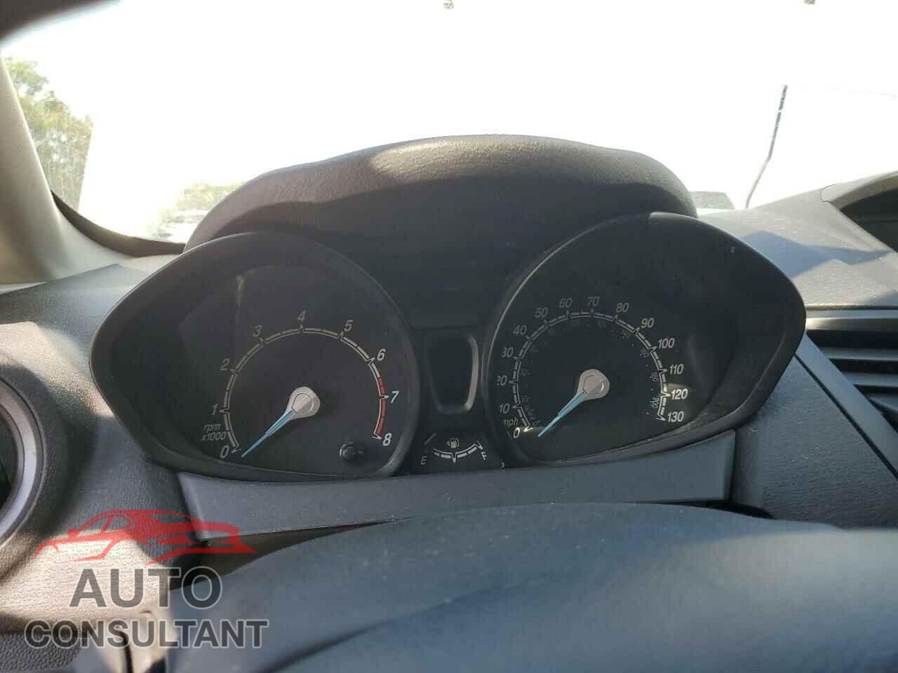 FORD FIESTA 2018 - 3FADP4AJ5JM123647