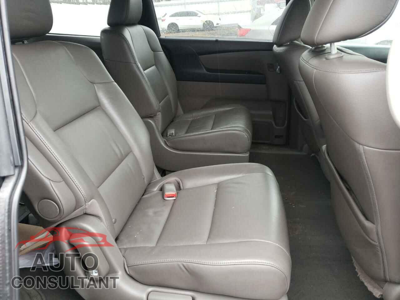 HONDA ODYSSEY 2016 - 5FNRL5H65GB016016