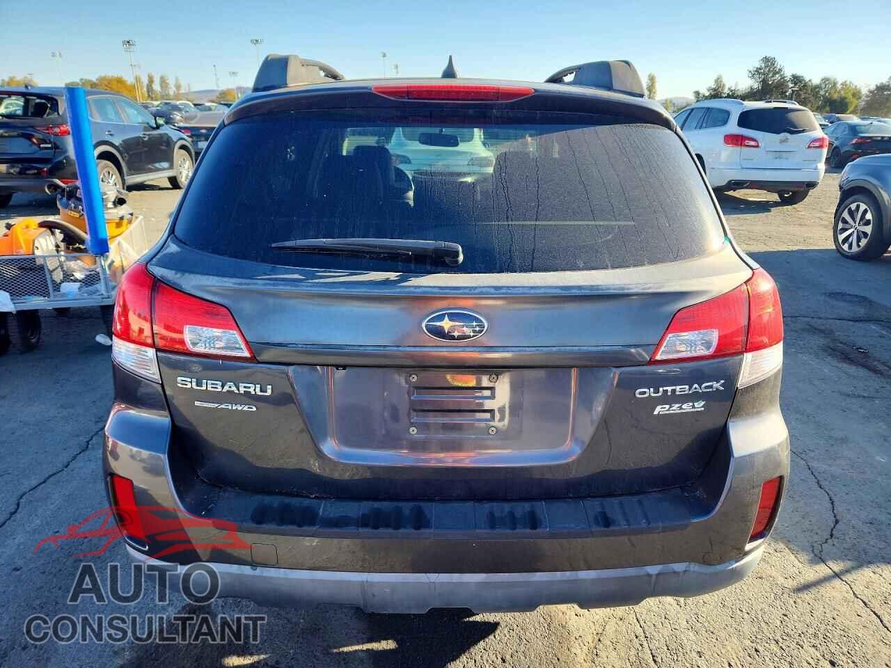 SUBARU OUTBACK 2011 - 4S4BRBLC8B3385871