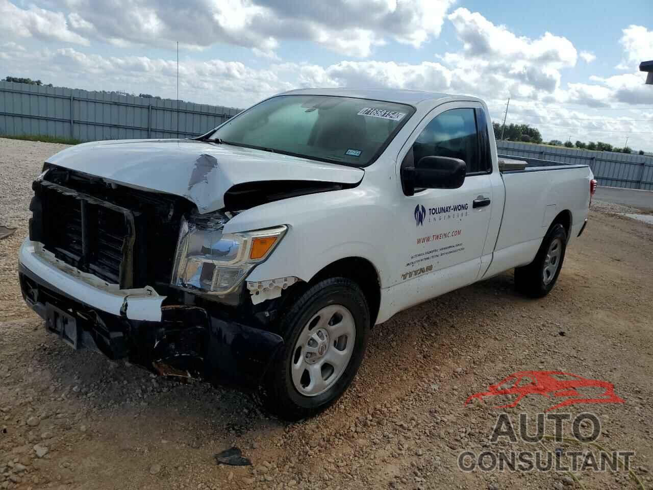 NISSAN TITAN 2017 - 1N6AA1R77HN528105