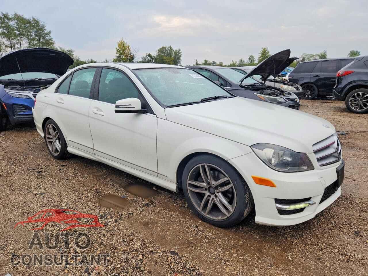 MERCEDES-BENZ C-CLASS 2012 - WDDGF8BBXCF873286