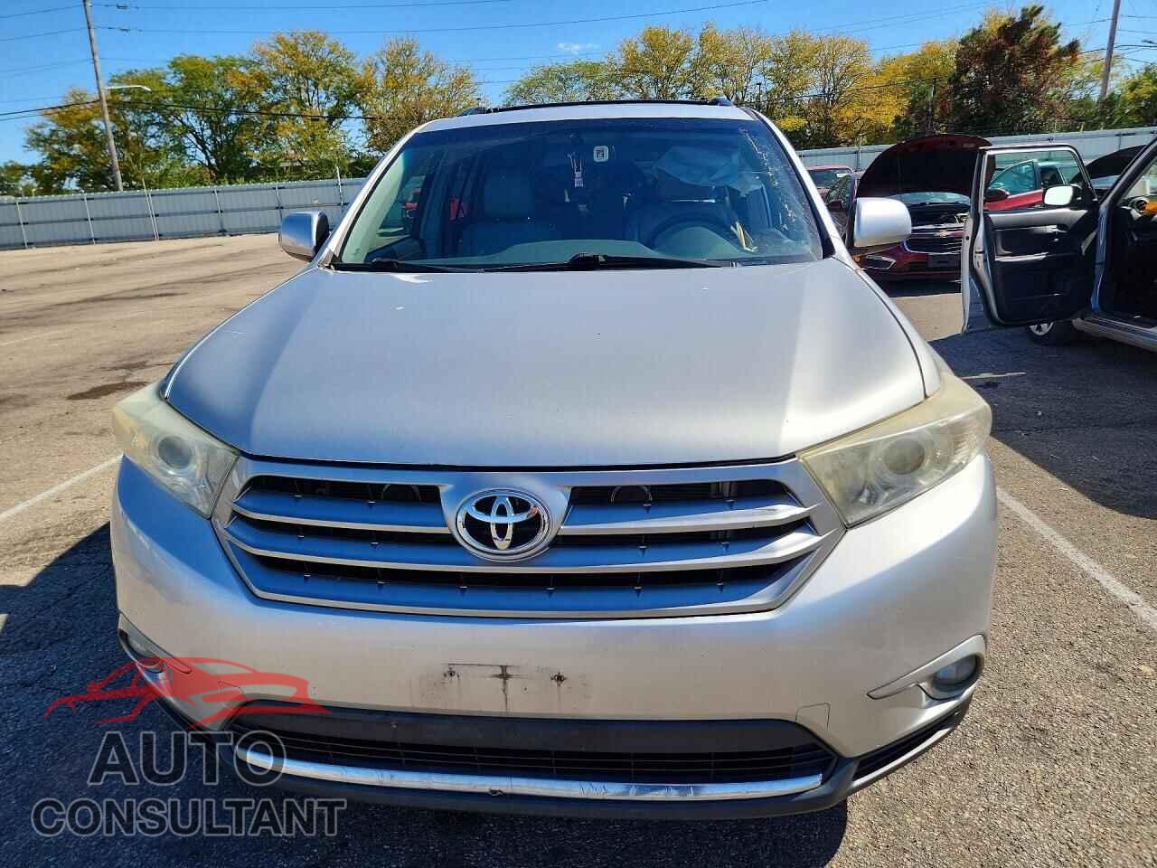 TOYOTA HIGHLANDER 2013 - 5TDBK3EH8DS200243