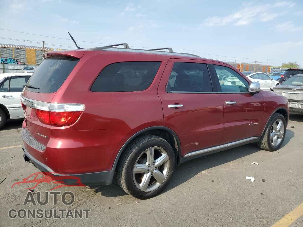 DODGE DURANGO 2013 - 1C4SDJET1DC688231
