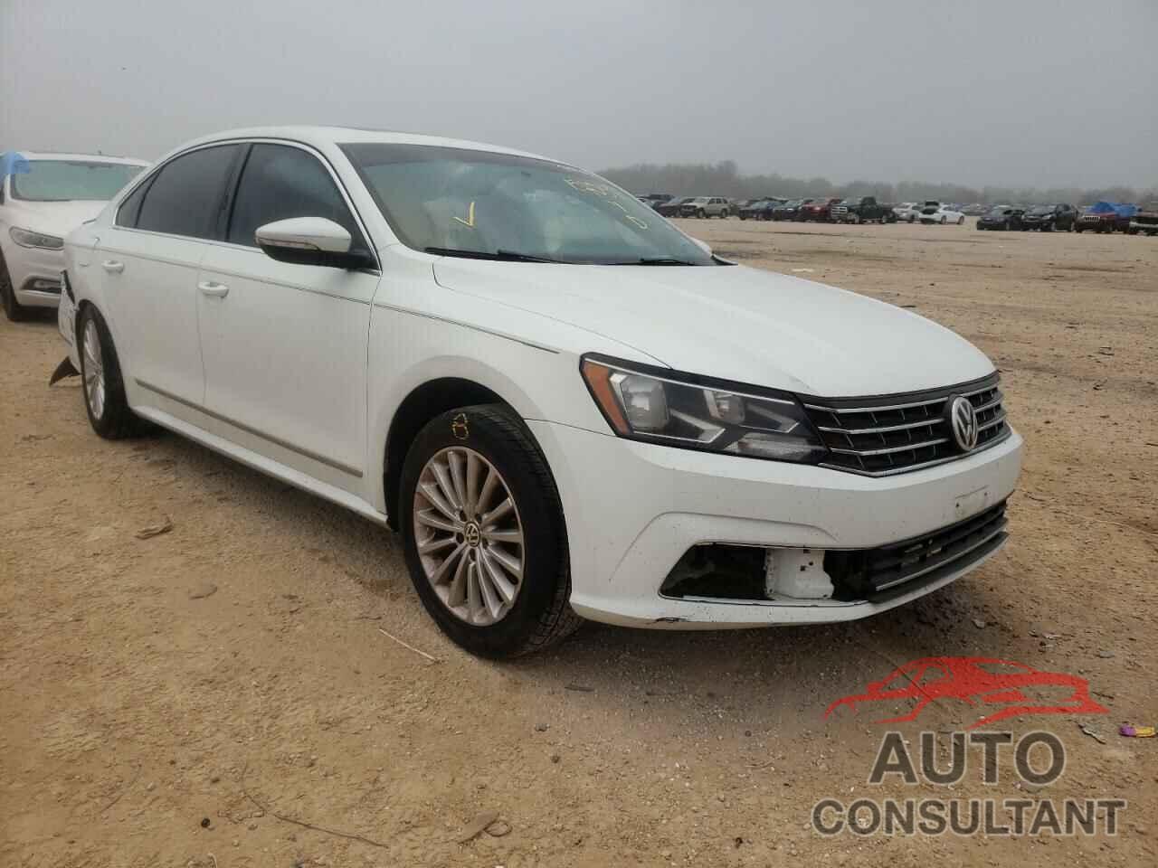 VOLKSWAGEN PASSAT 2016 - 1VWBS7A30GC068650
