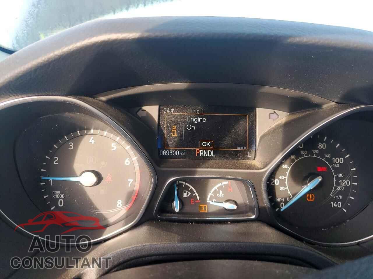 FORD FOCUS 2017 - 1FADP3F24HL326567