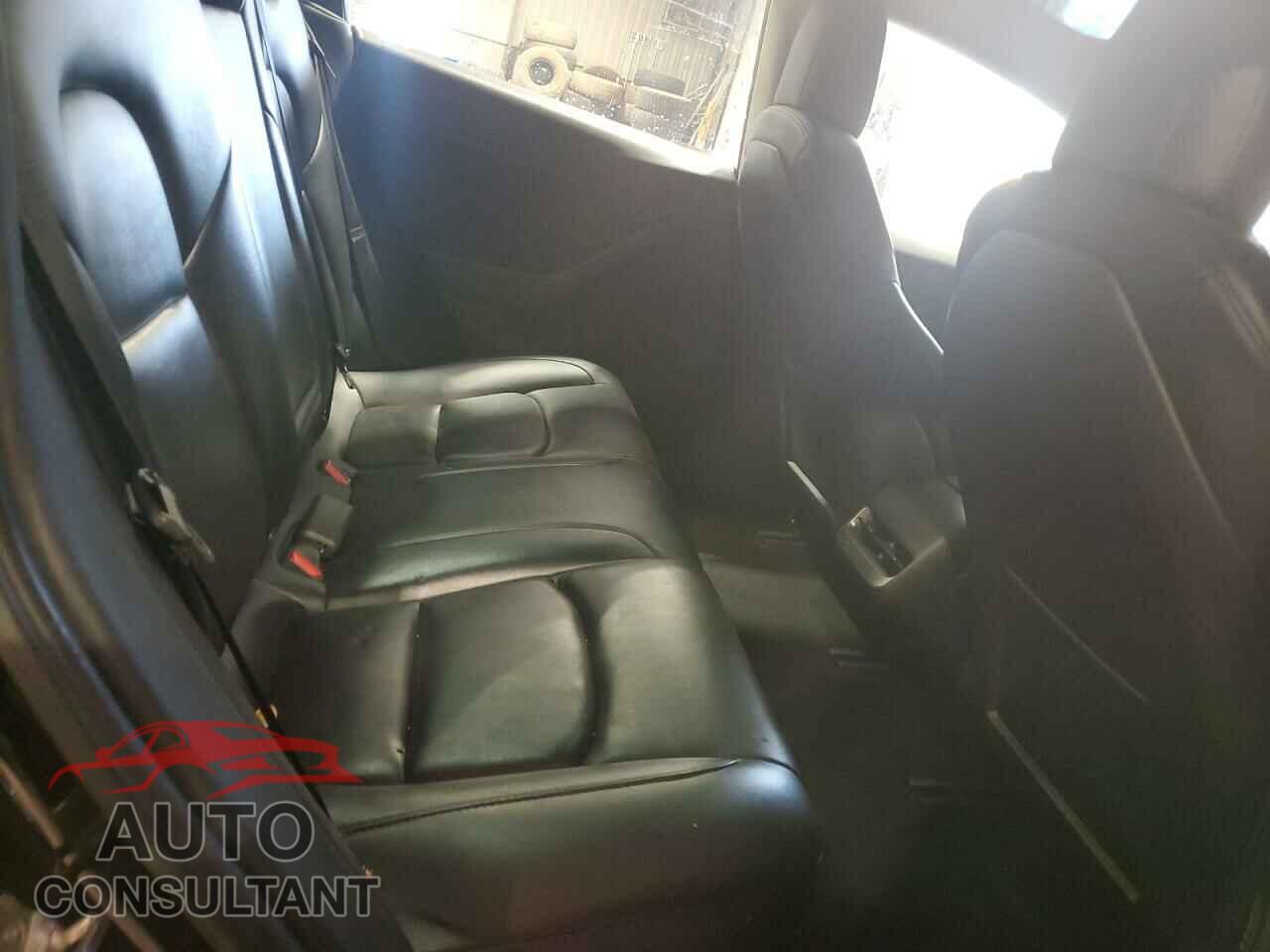 TESLA MODEL 3 2023 - 5YJ3E1EA9PF450778