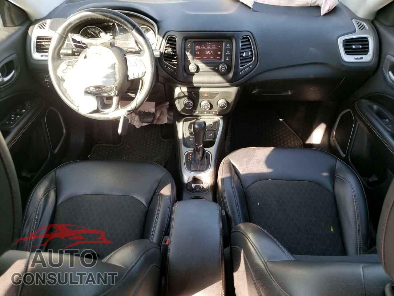JEEP COMPASS 2018 - 3C4NJDBB2JT282736