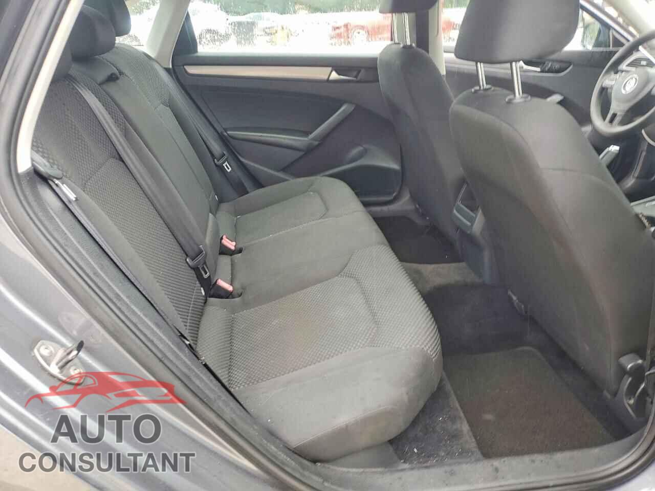 VOLKSWAGEN PASSAT 2014 - 1VWAP7A34EC002788