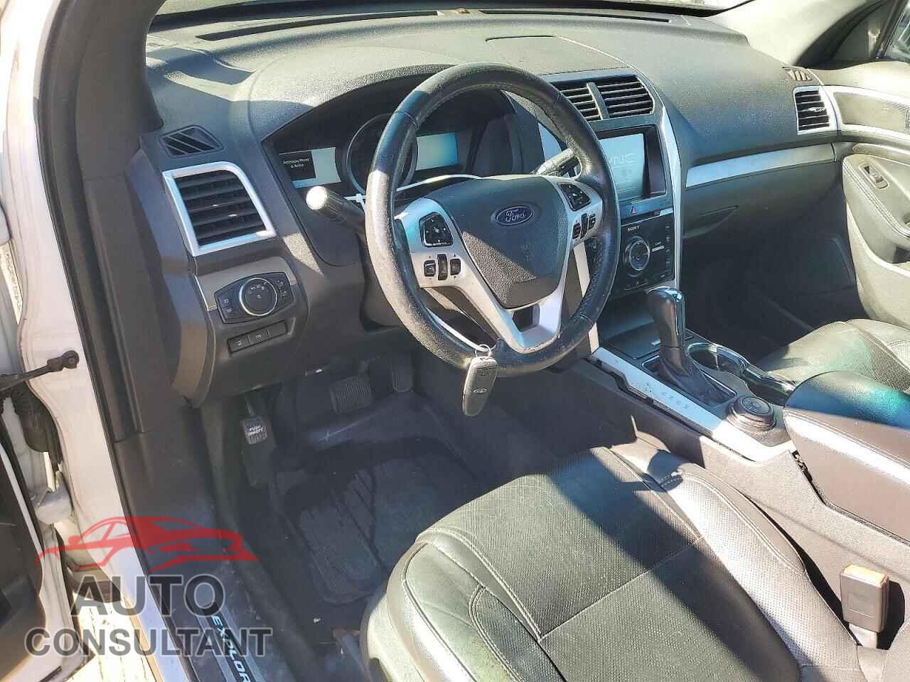 FORD EXPLORER 2015 - 1FM5K8GT2FGA21877