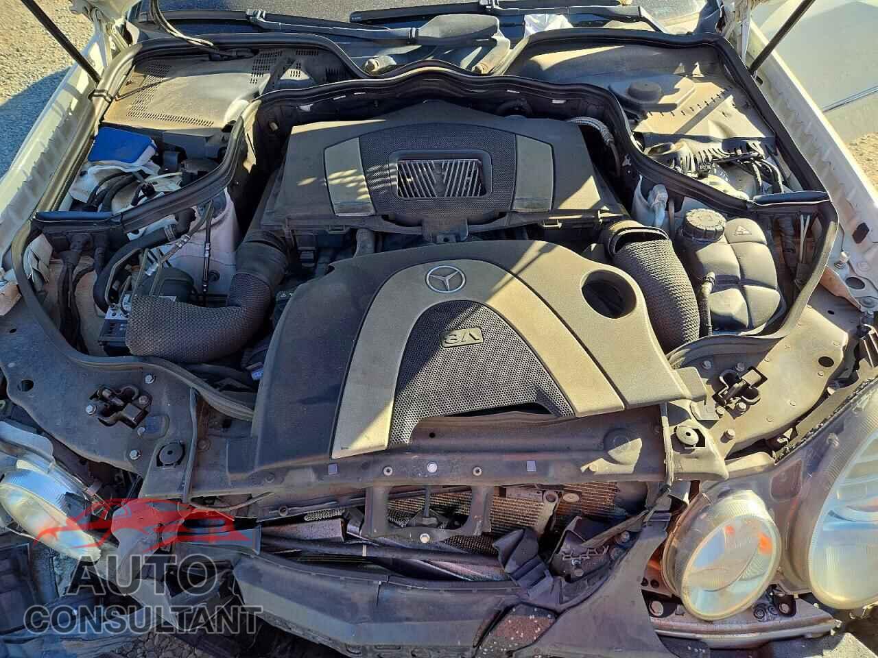 MERCEDES-BENZ E-CLASS 2009 - WDBUF72X59B390449