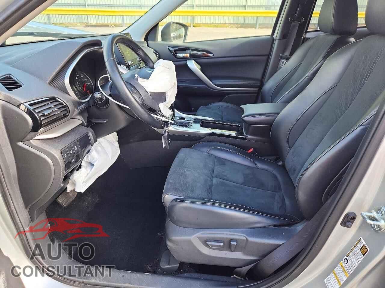 MITSUBISHI ECLIPSE 2025 - JA4ATWAA0SZ010560