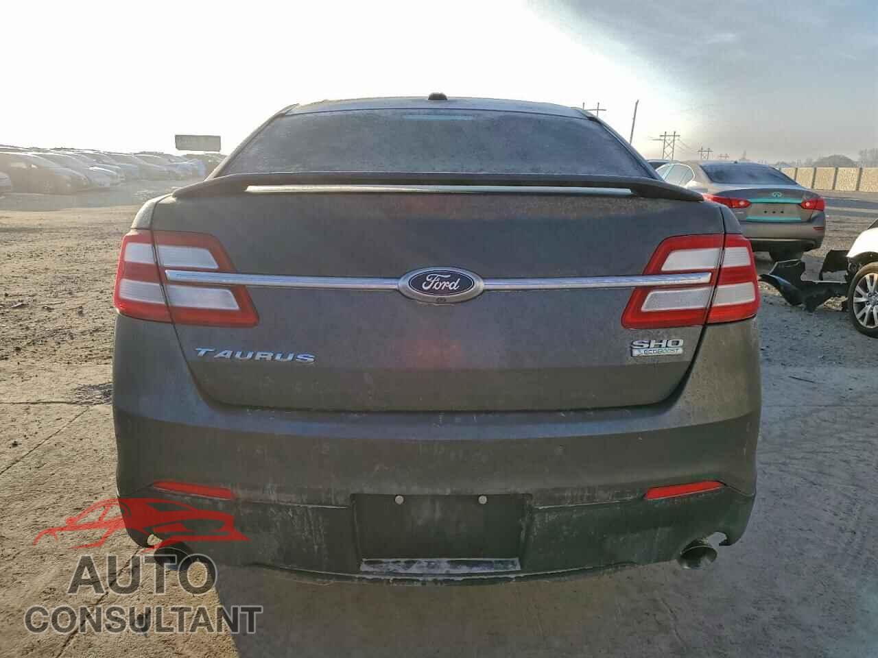 FORD TAURUS 2015 - 1FAHP2KT4FG177352