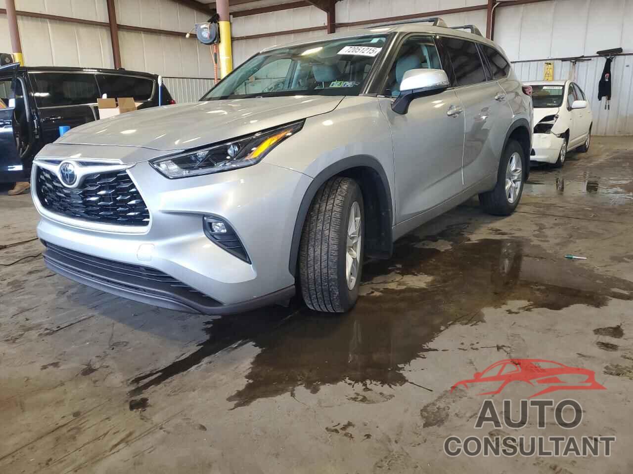 TOYOTA HIGHLANDER 2021 - 5TDBZRBH5MS091517