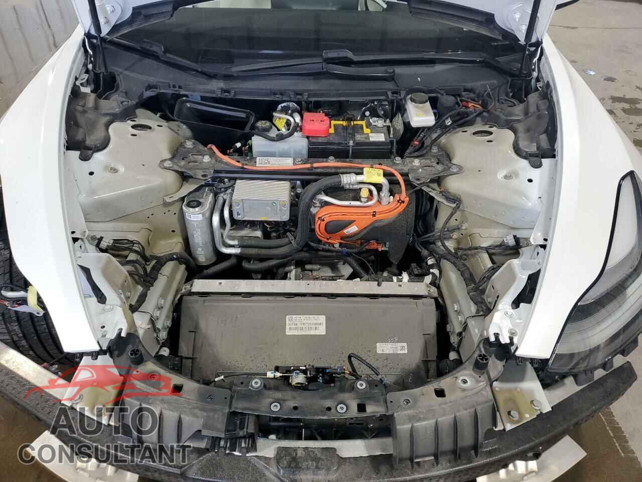 TESLA MODEL 3 2021 - 5YJ3E1EC2MF044645