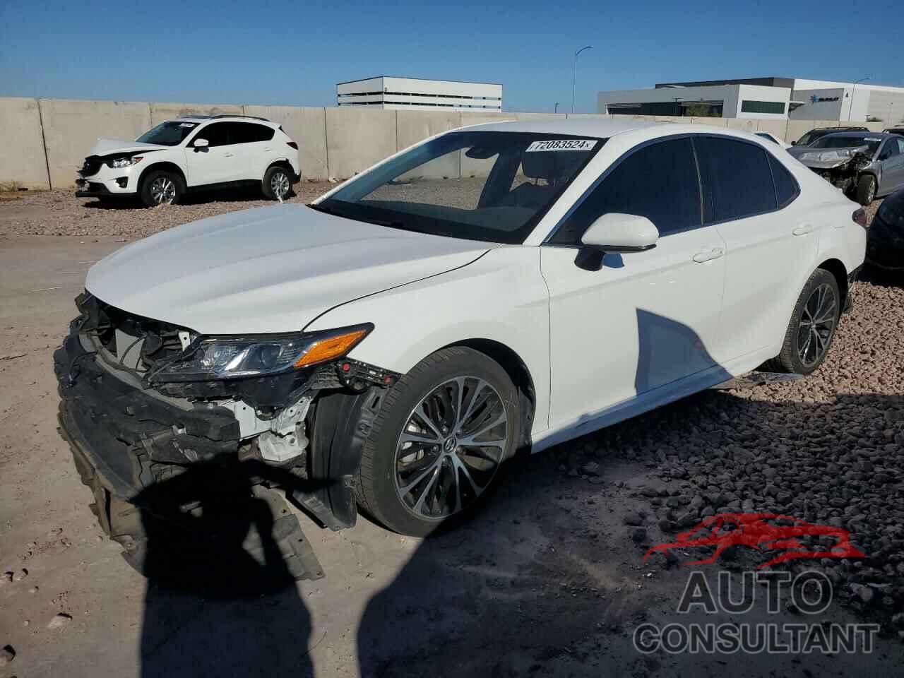 TOYOTA CAMRY 2018 - 4T1B11HK3JU645071