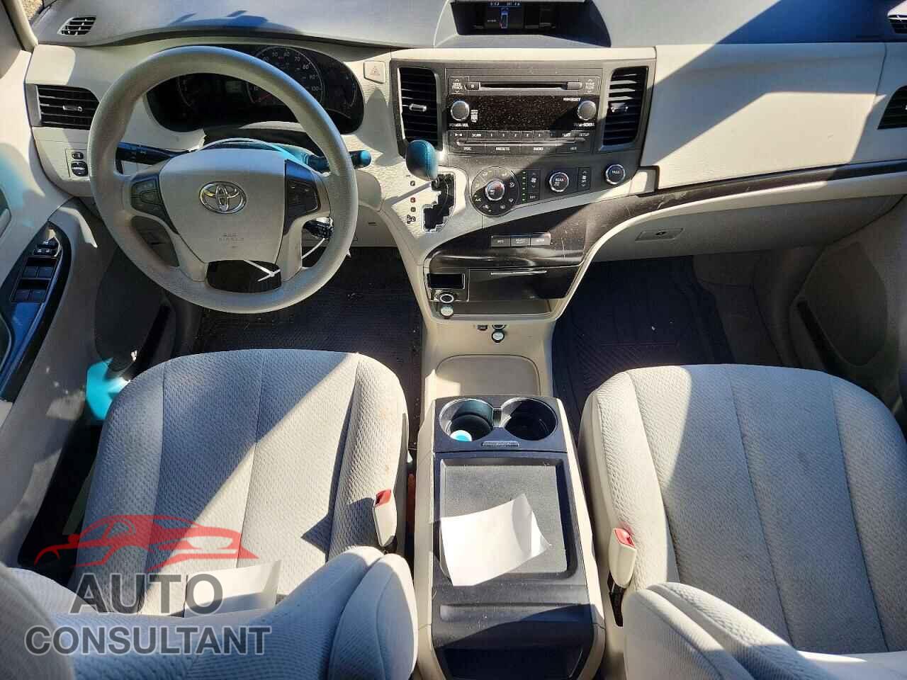 TOYOTA SIENNA 2011 - 5TDKK3DCXBS025965