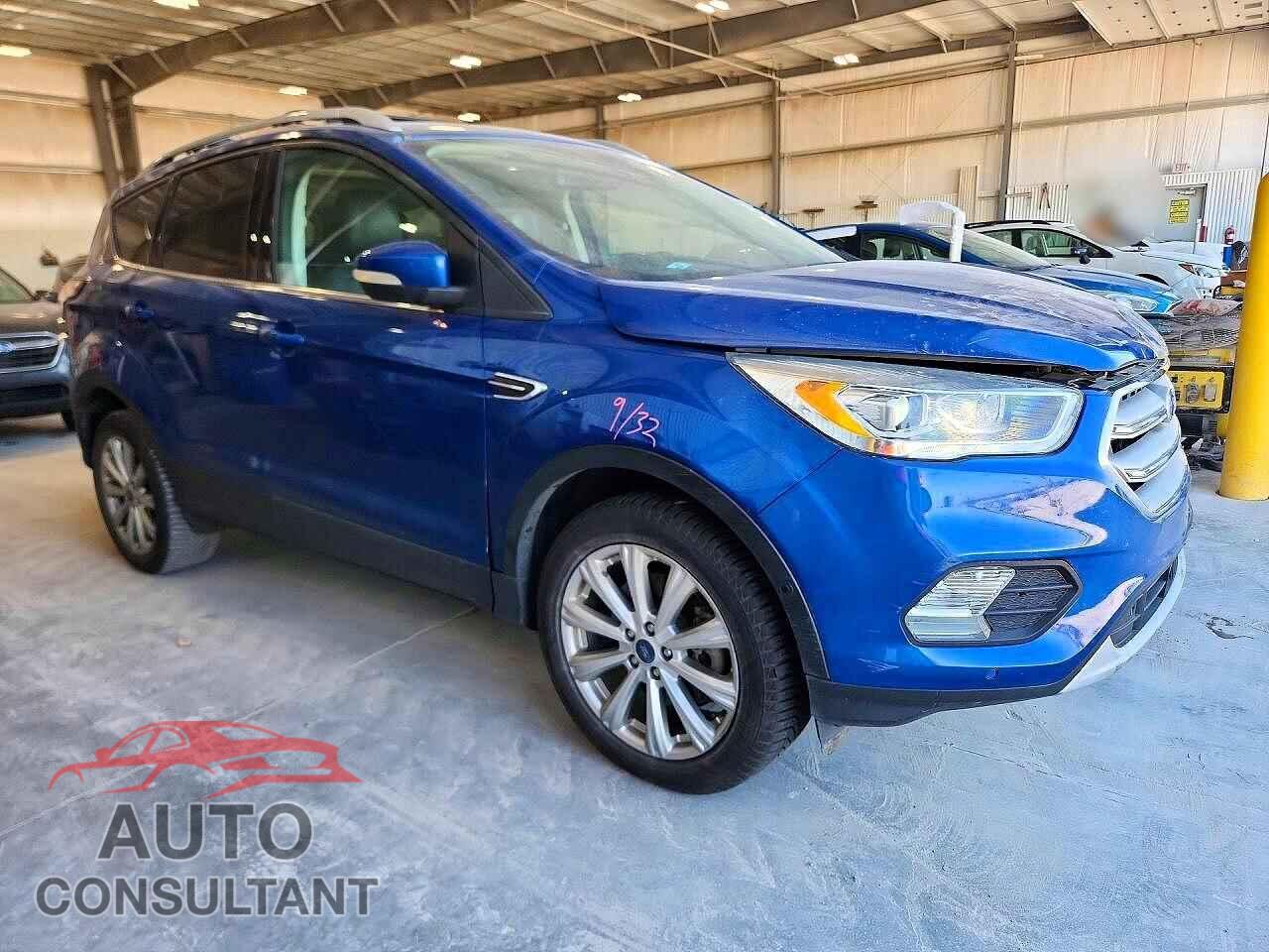 FORD ESCAPE 2017 - 1FMCU9JD2HUC50749