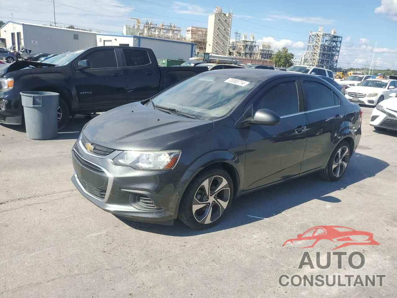 CHEVROLET SONIC 2018 - 1G1JF5SB7J4107144