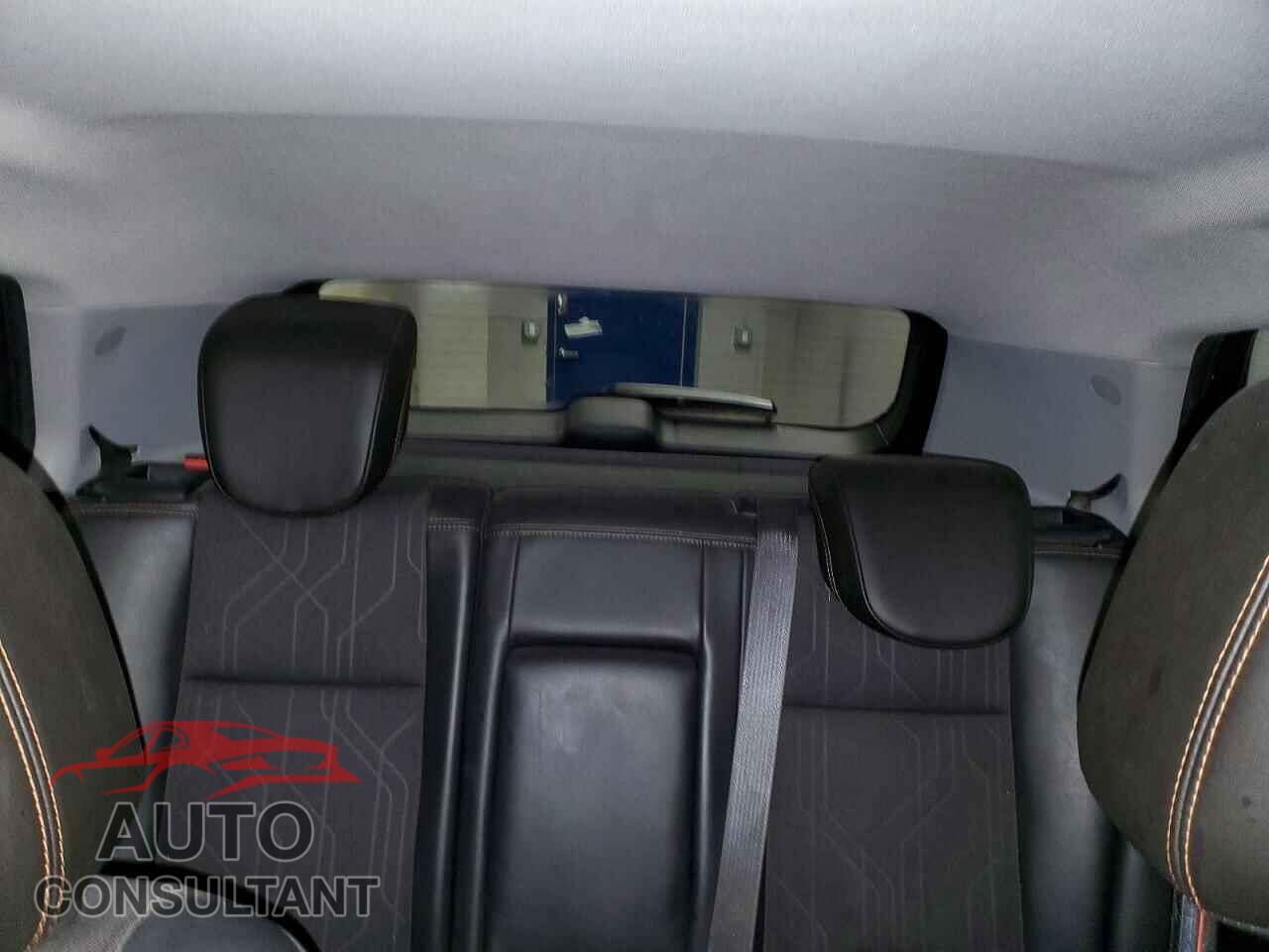 CHEVROLET TRAX 2019 - 3GNCJLSBXKL405015
