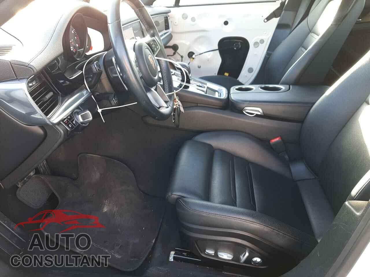 PORSCHE PANAMERA 2017 - WP0AA2A72HL101432