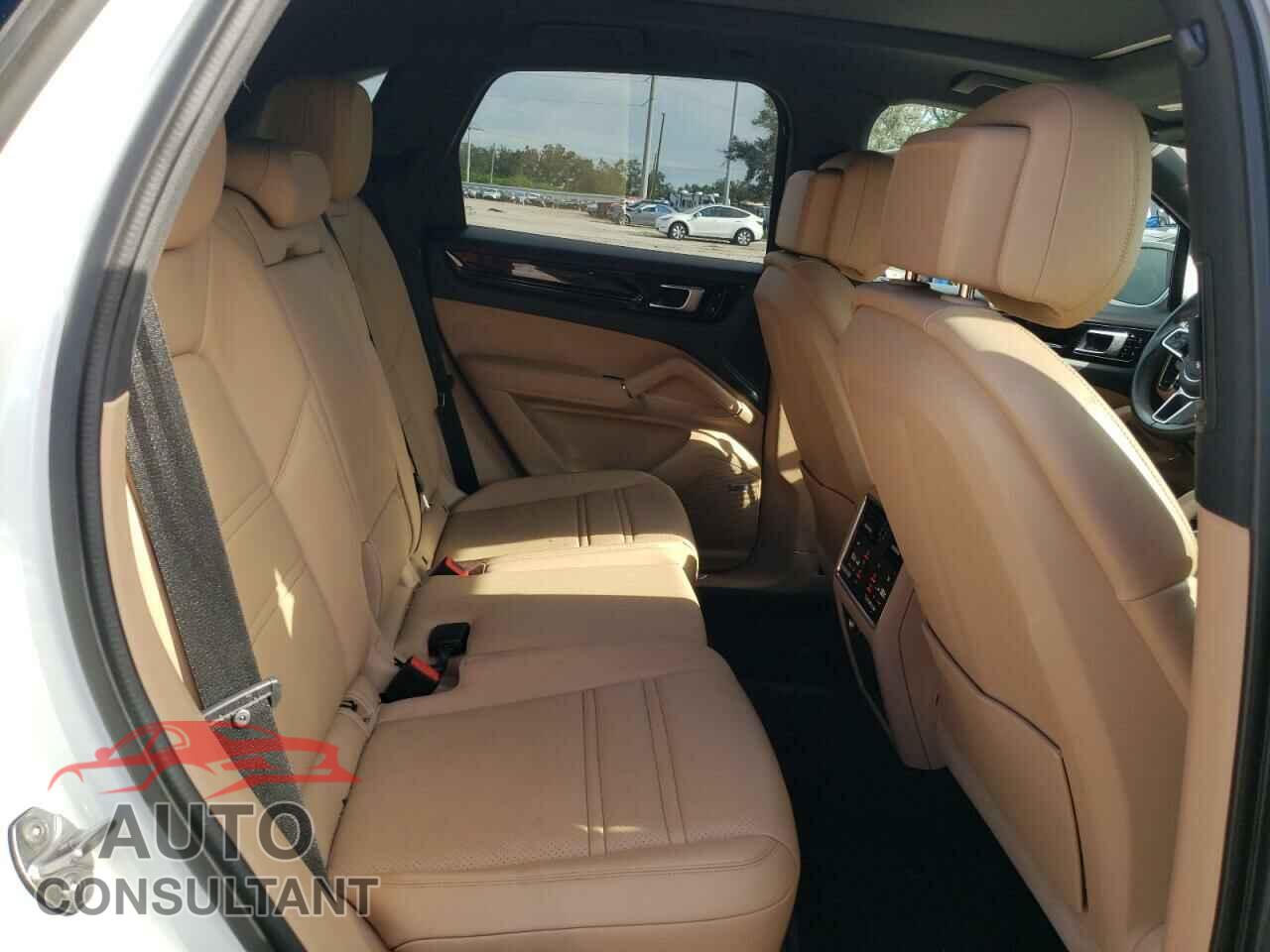 PORSCHE CAYENNE 2021 - WP1AB2AY8MDA27555