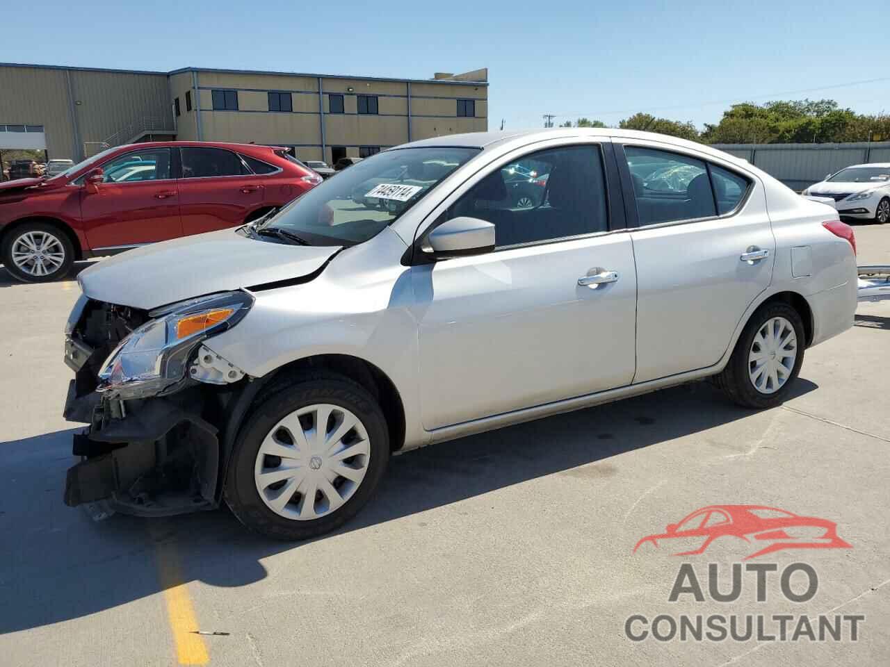 NISSAN VERSA 2019 - 3N1CN7AP1KL864972